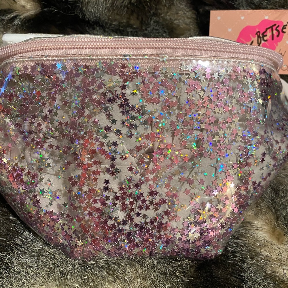 Betsey Johnson Fannypack - Picture 2 of 6